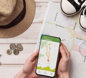 10 Genius Travel Apps Every Smart Explorer Needs